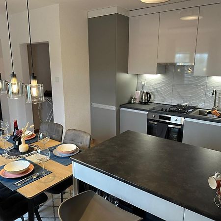 Spacious And Modern App With Big Terrace Malinska Exterior photo