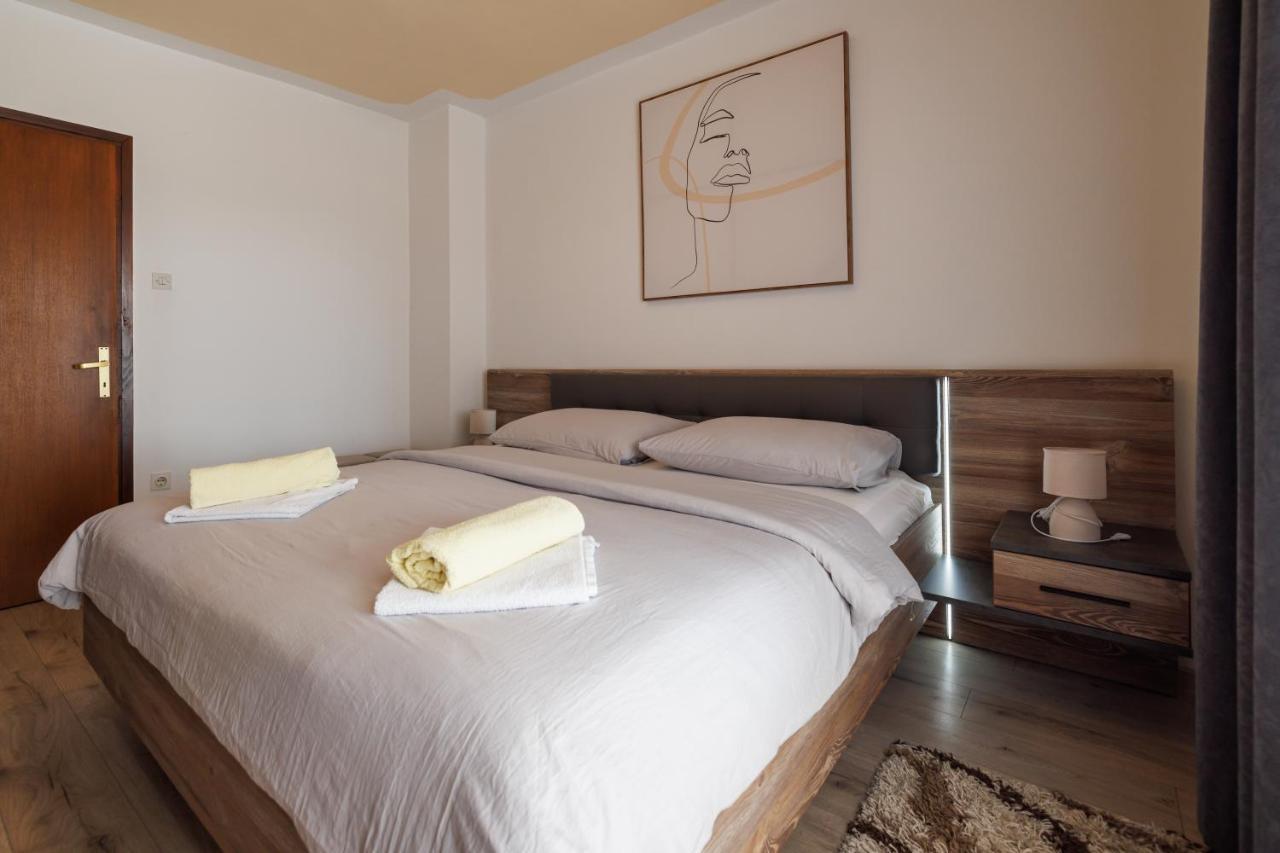 Spacious And Modern App With Big Terrace Malinska Exterior photo