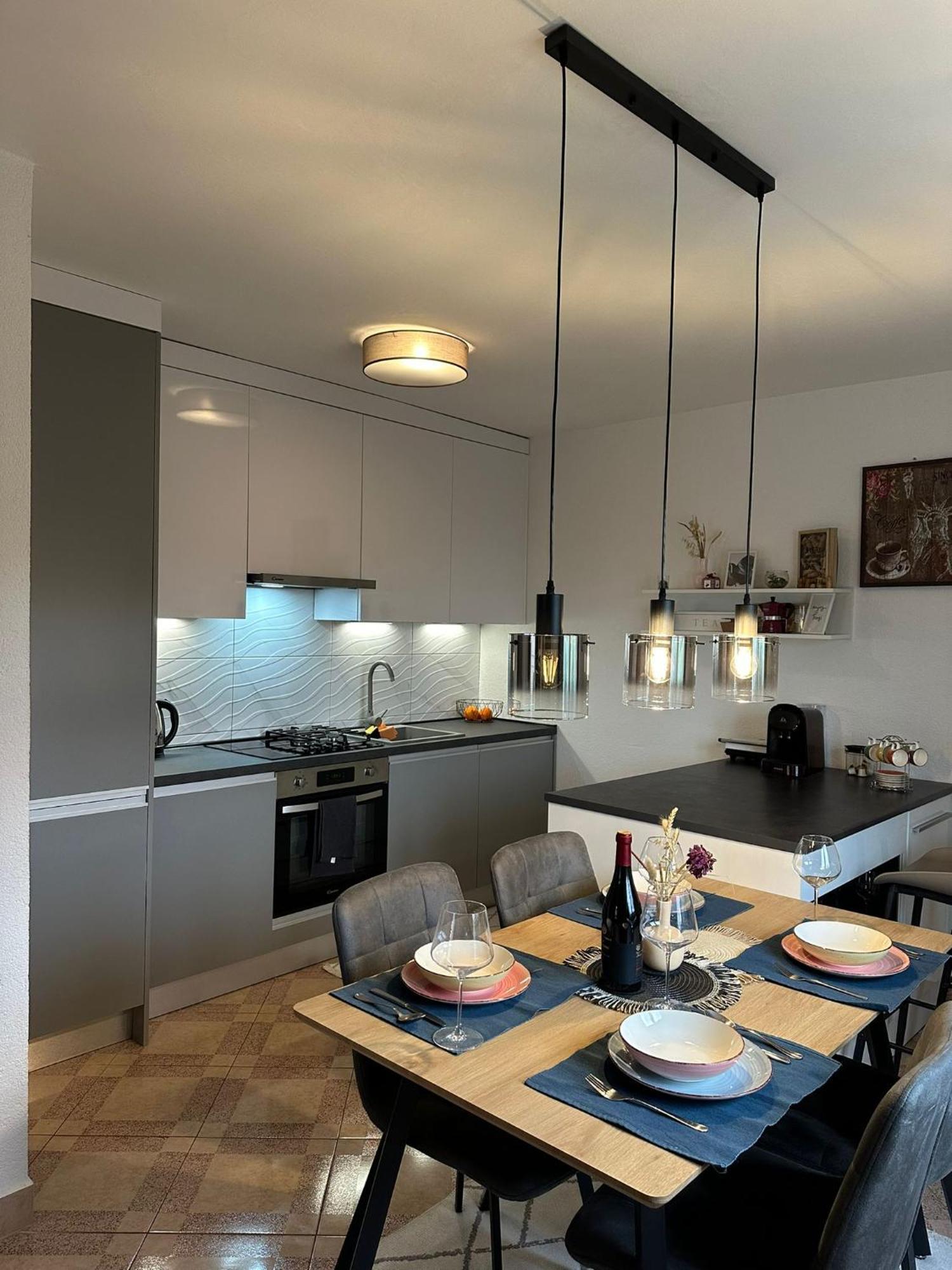 Spacious And Modern App With Big Terrace Malinska Exterior photo